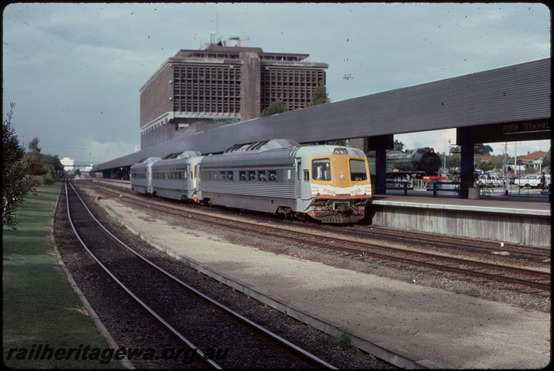 T07930
Three-car Prospector railcar, Perth Terminal, East Perth, Westrail Centre, platform, ER line
