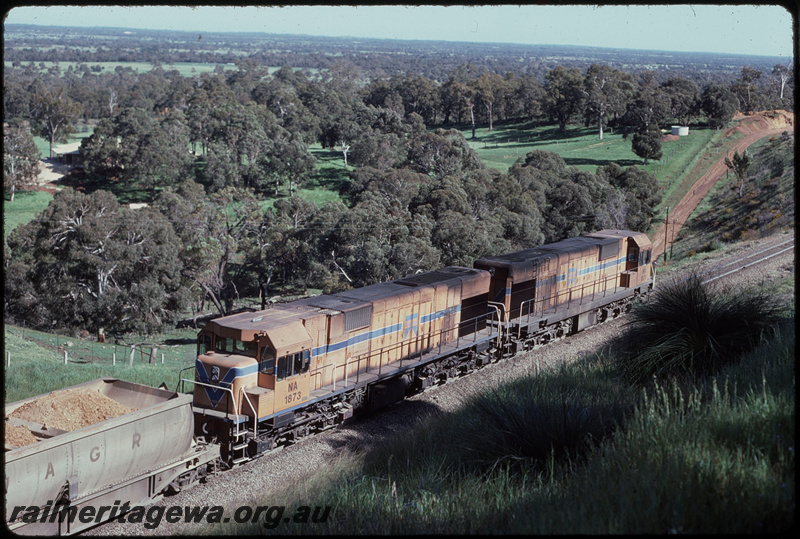 T07968
NA Class 1871, NA Class 1873, Up loaded bauxite train, between Jarrahdale and Mundijong, Jarrahdale Line
