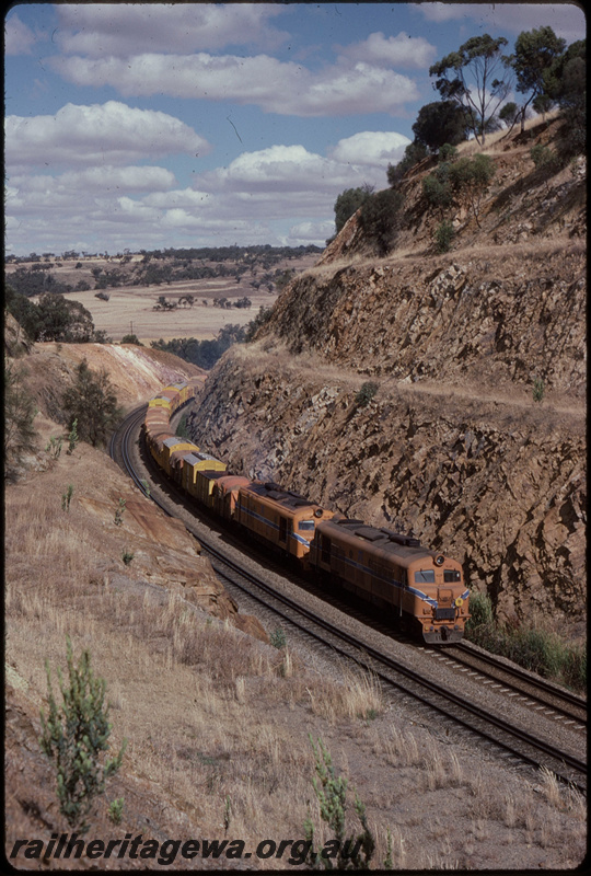 T07999
XA Class 1402 