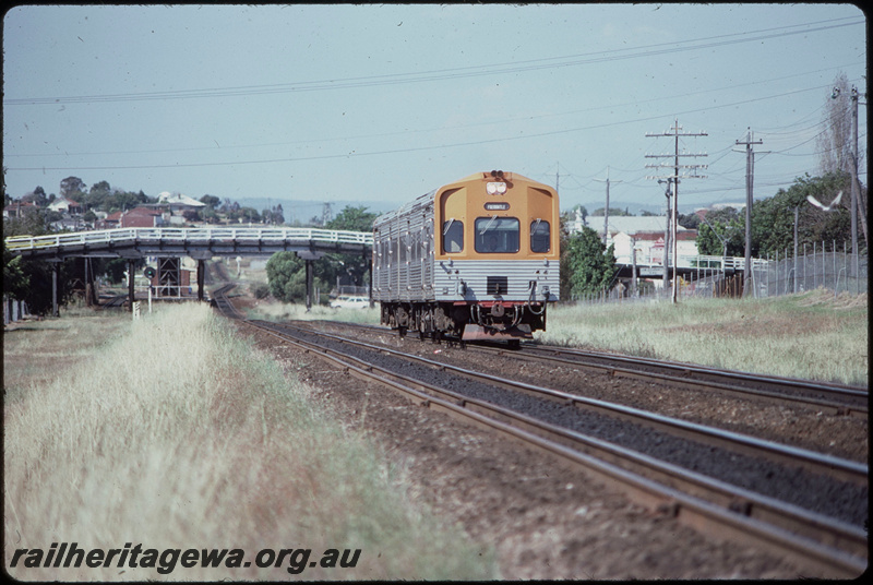 T08121
ADL Class 804 with ADC Class trailer, Up suburban passenger service, between Maylands and Mount Lawley, Seventh Avenue Bridge, searchlight signal, ER line
