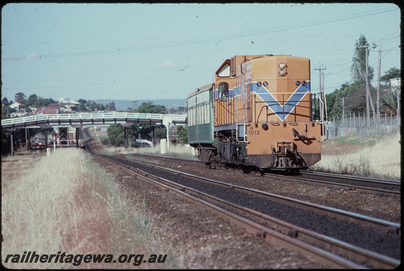 T08134
A Class 1513, Up movement with a single AYD Class Australind buffet car, between Mount Lawley and Maylands, Seventh Avenue Bridge, searchlight signals, ER line
