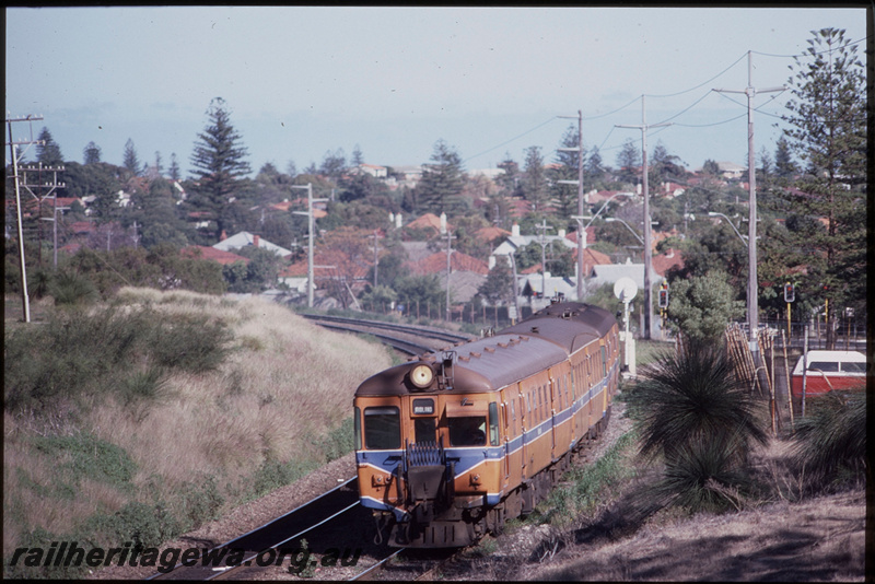 T08228
ADG/ADA/ADG Class railcar set, Down suburban passenger service, between Grant Street and Scarborough, ER line
