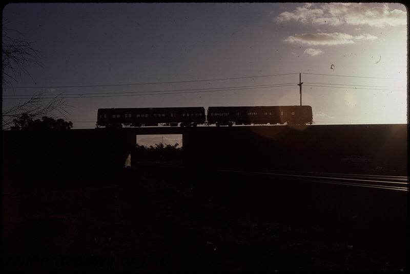 T08397
ADL/ADC Class railcar set, Up suburban passenger service, Kenwick Flyover, SWR line
