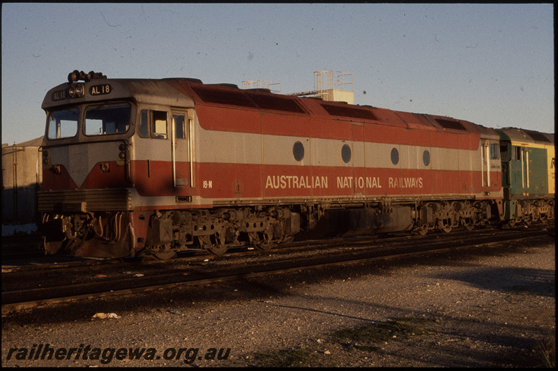 T08430
Australian National AL Class 18 