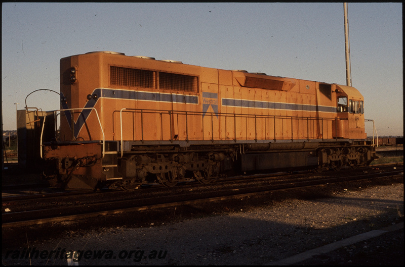 T08433
L Class 254, stabled, Forrestfield
