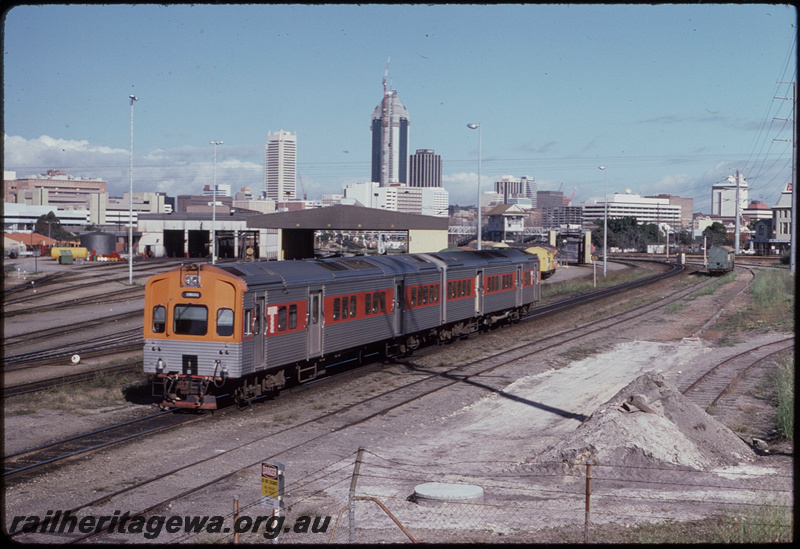 T08470
ADC/ADL Class railcar set, Down suburban passenger service, Claisebrook Railcar Depot, East Perth, SWR line
