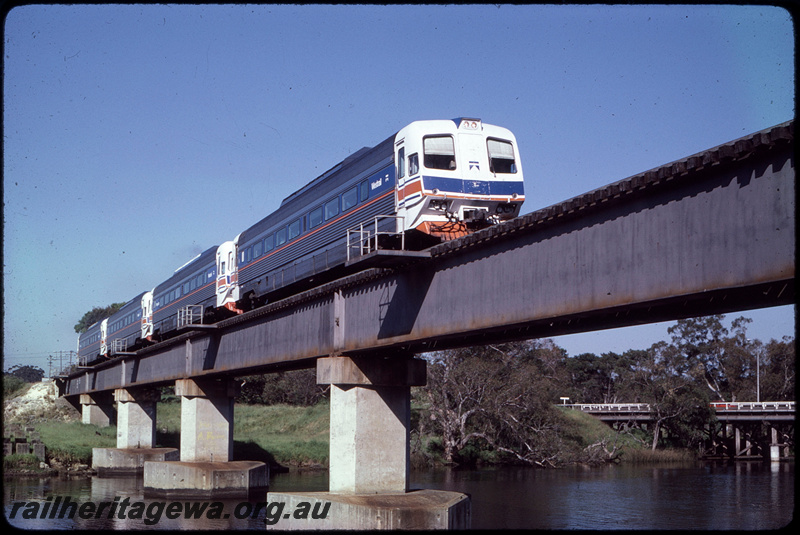 T08485
ADB/ADK/ADB/ADK Class railcar set, Down suburban passenger service, Swan River Bridge, steel girder, concrete pylon, Fremantle, ER line
