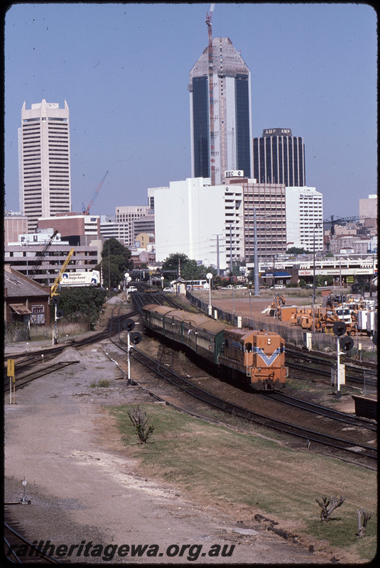 T08532
A Class 1501, Down 