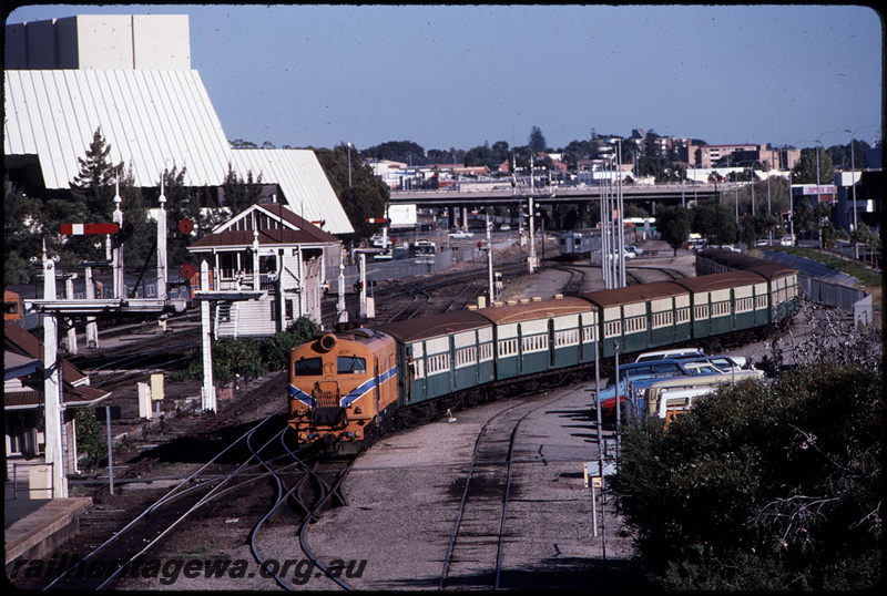 T08625
XA Class 1402 