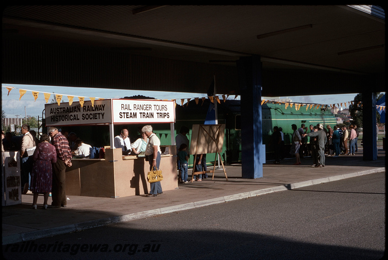 T08680
Australian Rail Historical Society (ARHS) ticket sales booth, NSWGR C3801 in background, Up 